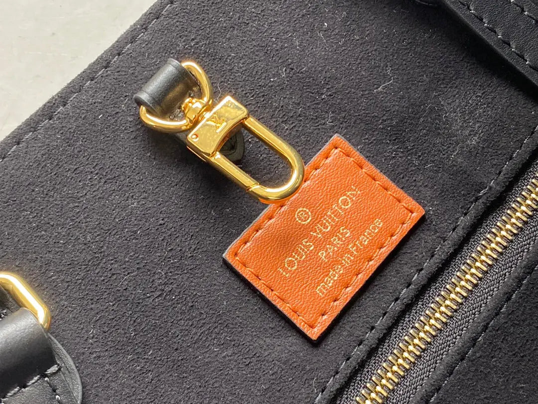 SO - New Fashion Women's Bags LUV ONTHEGO Monogram A062 - sneakerhypesusa
