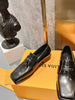 Load image into Gallery viewer, NB - Luxury Slippers Sandals Loafers - LU-V - 234